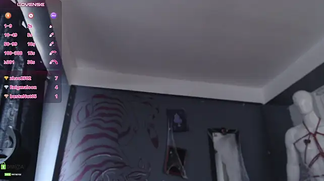 Regina_Iris Adlı Modelin Canlı XXX Sohbeti