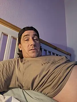 Jizzma13 – Naživo XXX chat
