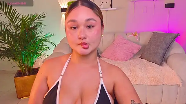 SamanthaConnor1 Chat XXX in diretta
