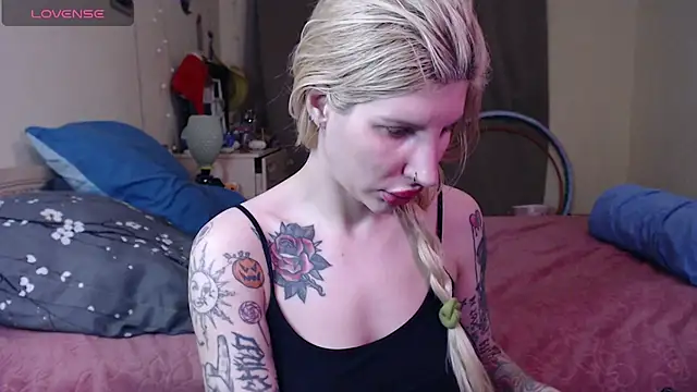 BLACKPeonyy's Live XXX Chat