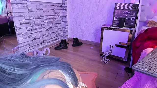 Czat XXX na żywo – Effy_Kessler