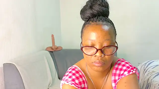 XXX chat uživo modela Doja_Peach