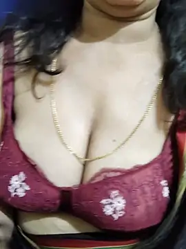 Chat XXX ao vivo de Raashi_Kannada_Telugu