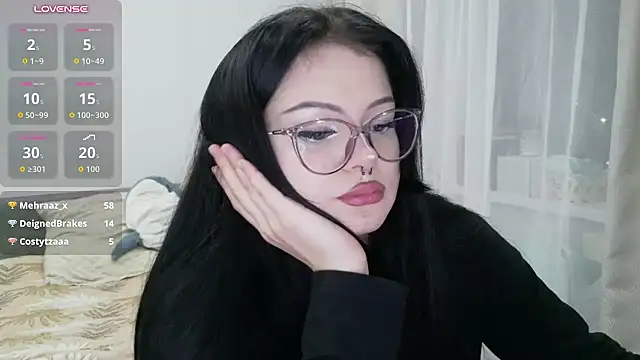 DarkAlice live XXX chat