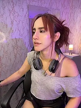 Živý XXX chat Elodiee_Roussee