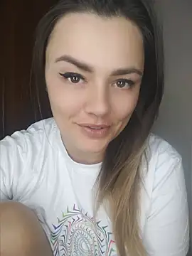 צ'אט XXX בשידור חי של KrissSexi