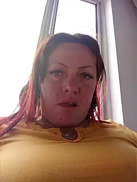 carolinhe26's Live XXX Chat