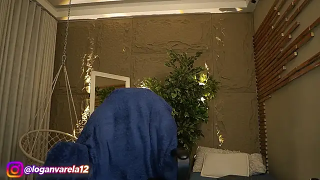 LoganVarela 라이브 XXX 채팅