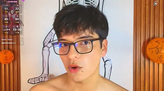 Онлайн чат XXX Milo_Wolff