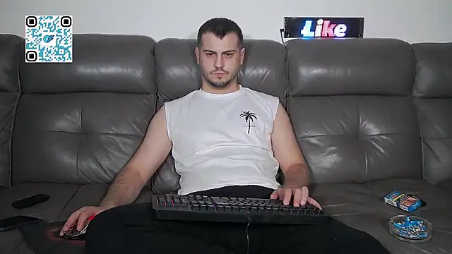 CrazyDom1 – Naživo XXX chat