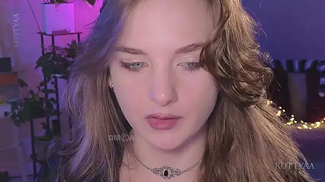 -Kottyaa- Chat XXX in diretta