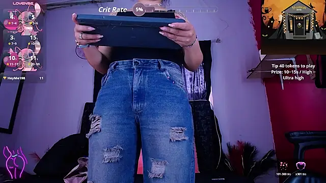 Chat XXX ao vivo de Thata12_