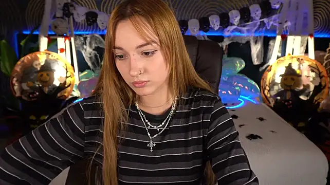 Chat XXX ao vivo de LizzaMoonn