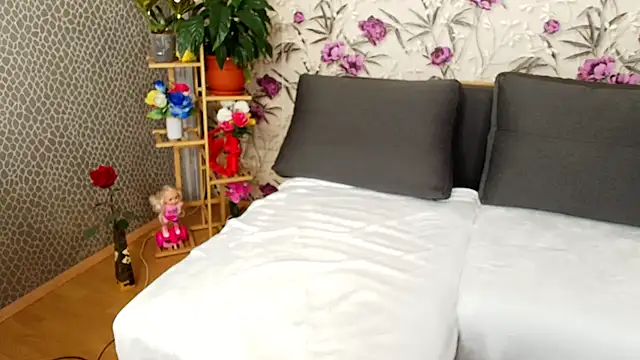 Chat +18 de LIONESSQUEEN307 ao vivo
