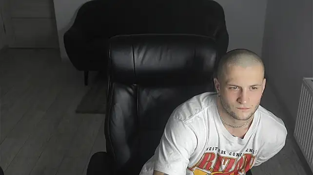 Živý XXX chat Igor_Wilde