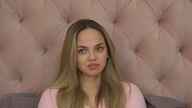 AnitaVenture's Live XXX Chat