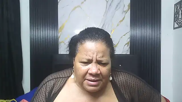 Shanttal0272 Live XXX-Chat