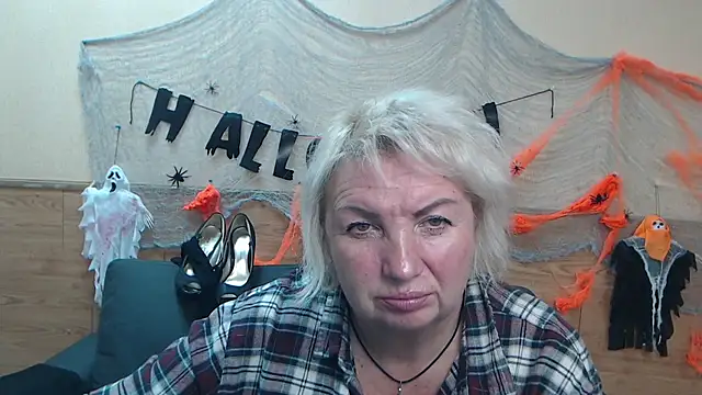 Chatroom XXX en direct de RenataDaster