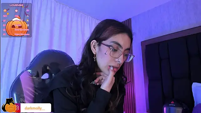 XXX chat uživo modela Molly_A