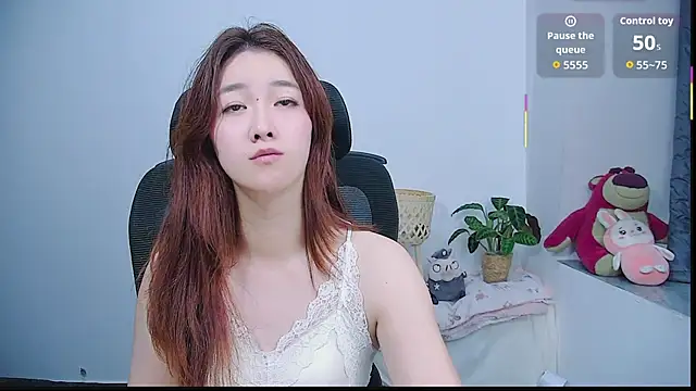 Chat +18 de XueLi1902 ao vivo