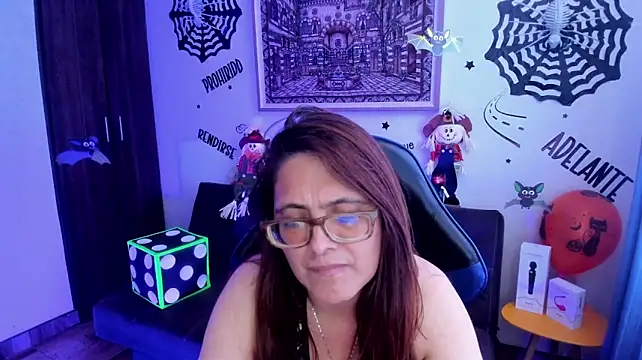 Ivette_Shaira's Live XXX Chat