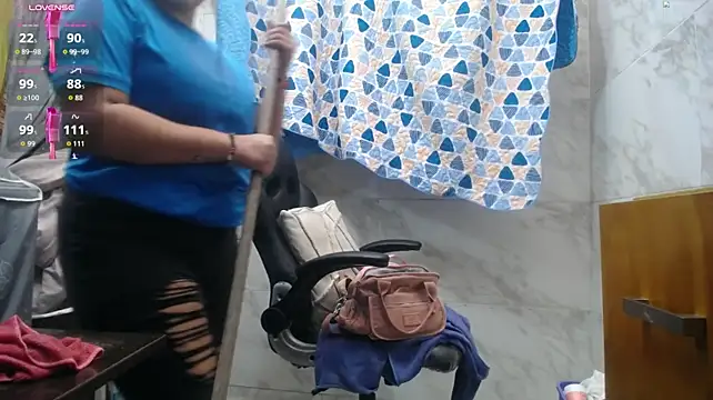 XXX chat uživo modela dayadubey_