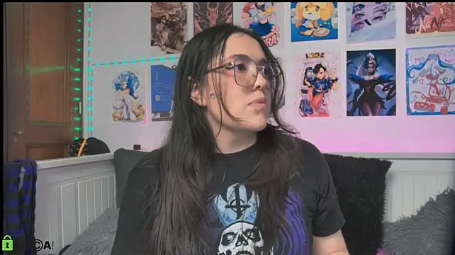 snowblack_'s Live XXX Chat