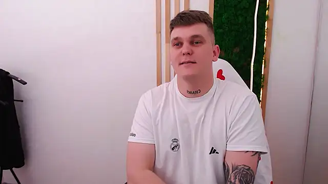 HotVanee Live XXX-chat