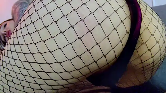 SunriseYuna's Live XXX Chat