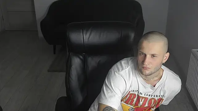 XXX chat uživo modela Igor_Wilde