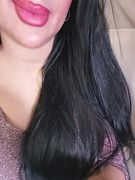 Queen_sousou Chat XXX in diretta