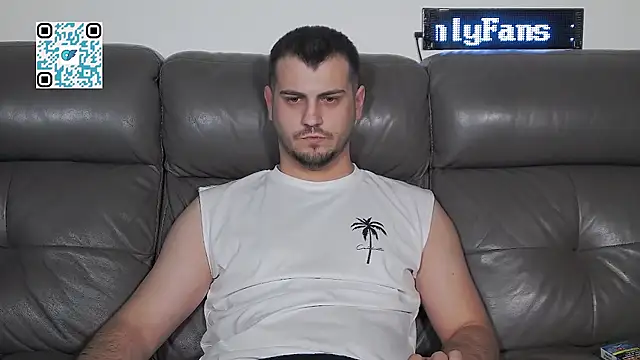 دردشة CrazyDom1 الجنسية المباشرة