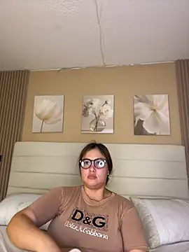 Brittany_6's Live XXX Chat