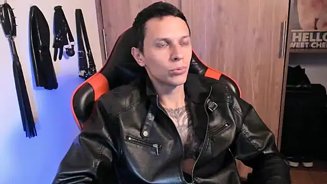Chat XXX ao vivo de Masterdave7