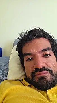 piggylatino: διαδικτυακό σόου στην κάμερα
