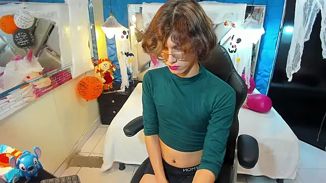XXX chat uživo modela Jav_Frank