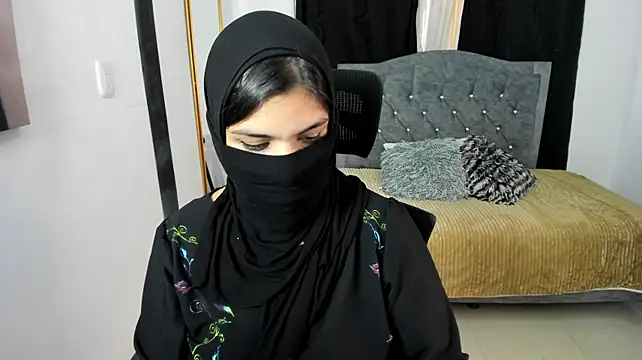 แชท XXX สดของ AliyahKayleigh