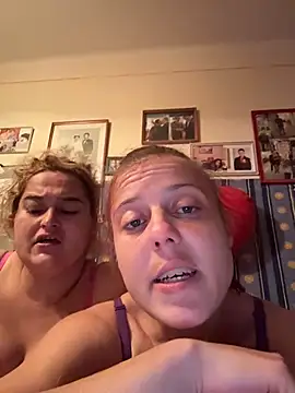 Chat XXX en directo de Csinibomba