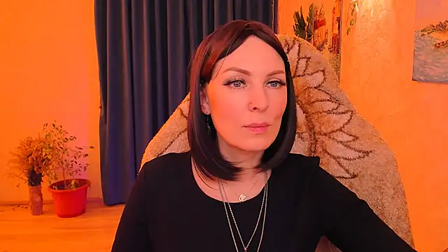 Chat +18 de LanaRadiance ao vivo