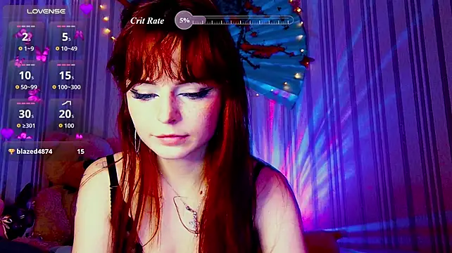 ArianaLight élő XXX-chatje