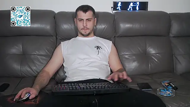 دردشة CrazyDom1 الجنسية المباشرة