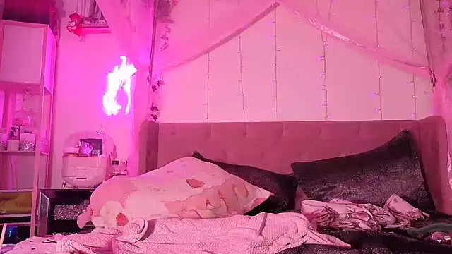 VixenCapri: вебкам-шоу