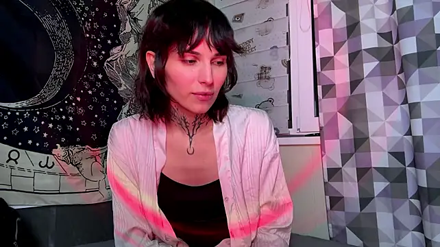 SweetFemBoyy Chat XXX in diretta