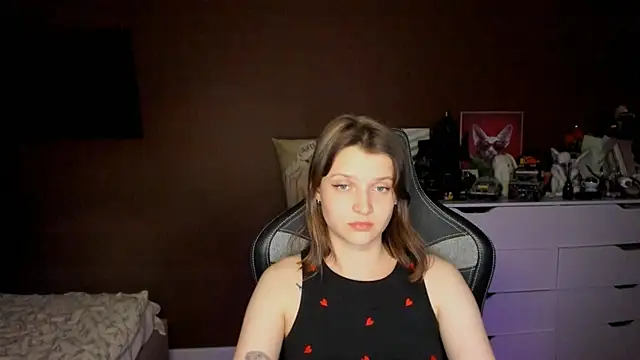 SoniNesti Live XXX-Chat