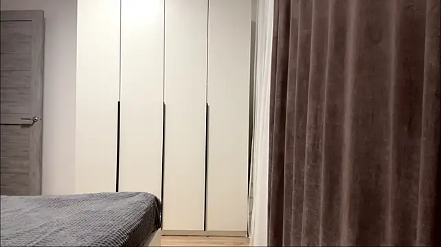 KarmenAlson 即時 XXX 聊天