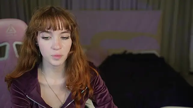 Онлайн чат XXX PrettyRuby054