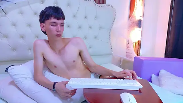AbyssGaze – Live XXX-chat