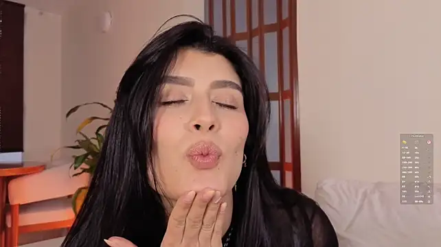 missatenea's Live XXX Chat
