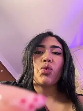 SweetiePie_3's Live XXX Chat