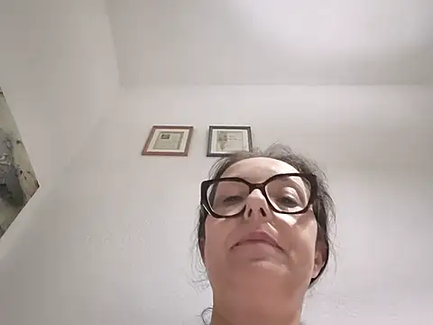 Miasexmilf 现场XXX聊天